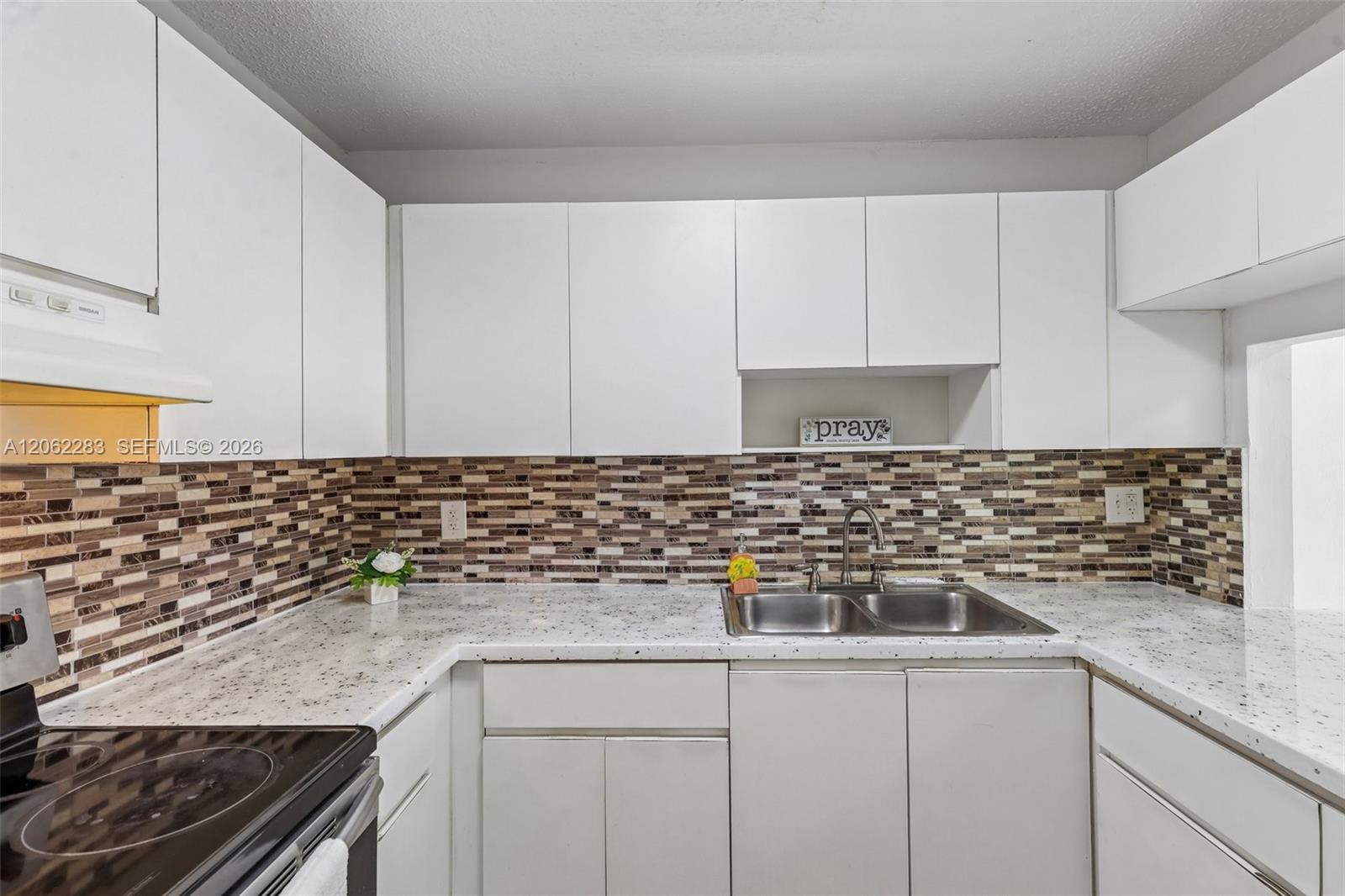 1900 W 68th Street