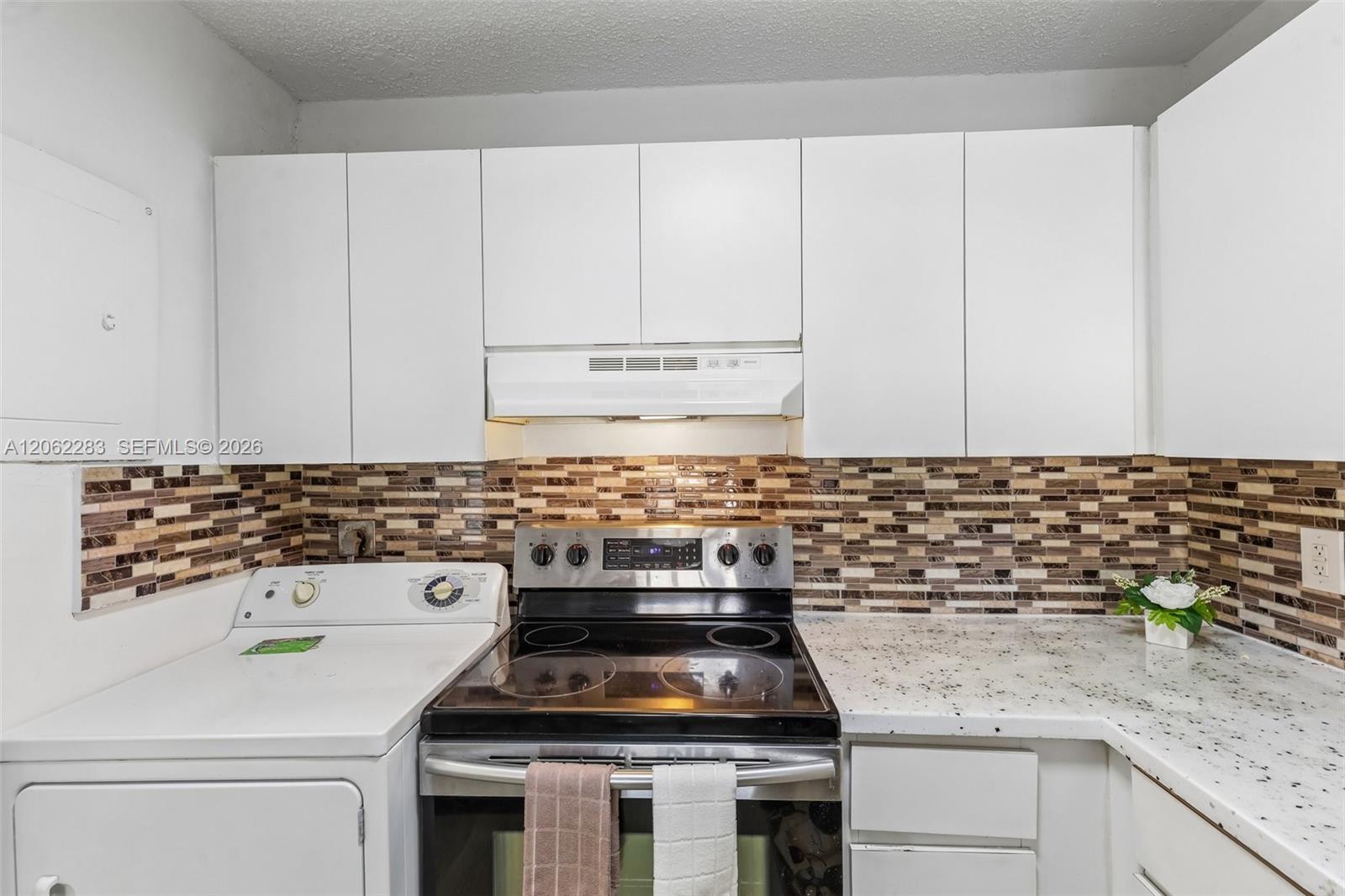 1900 W 68th Street