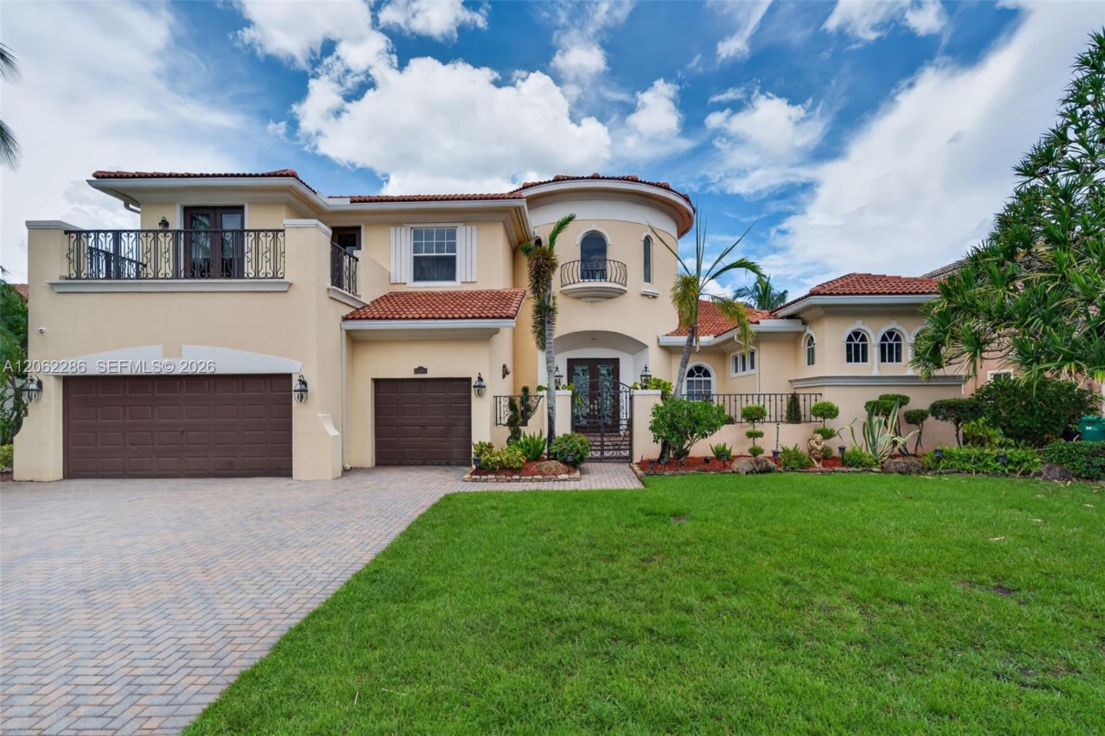 11867 NW 69th Place