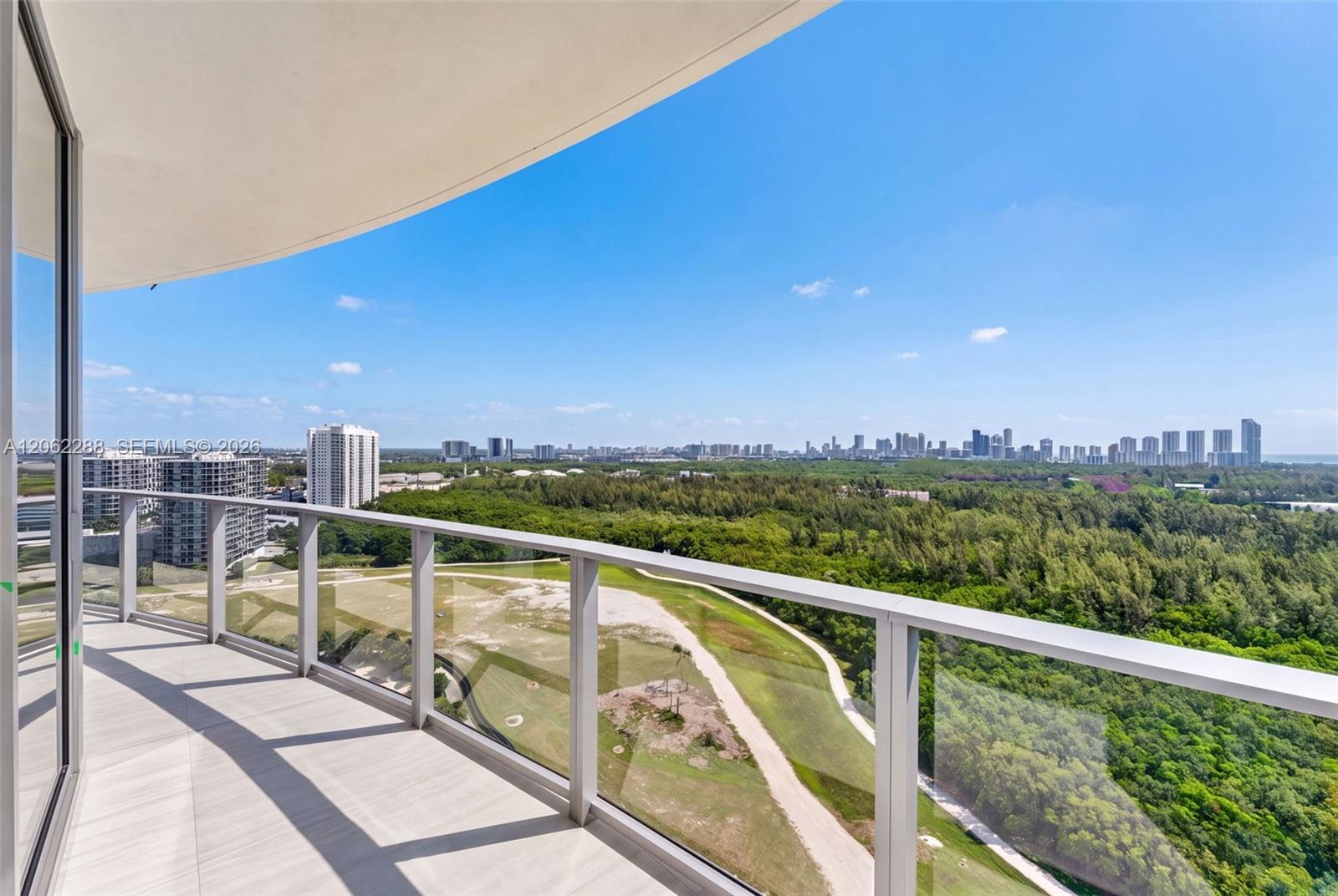 2411 Laguna Circle