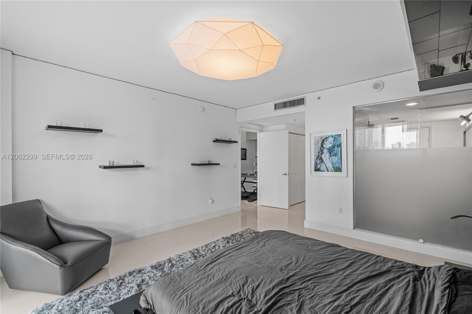 92 SW 3rd Street