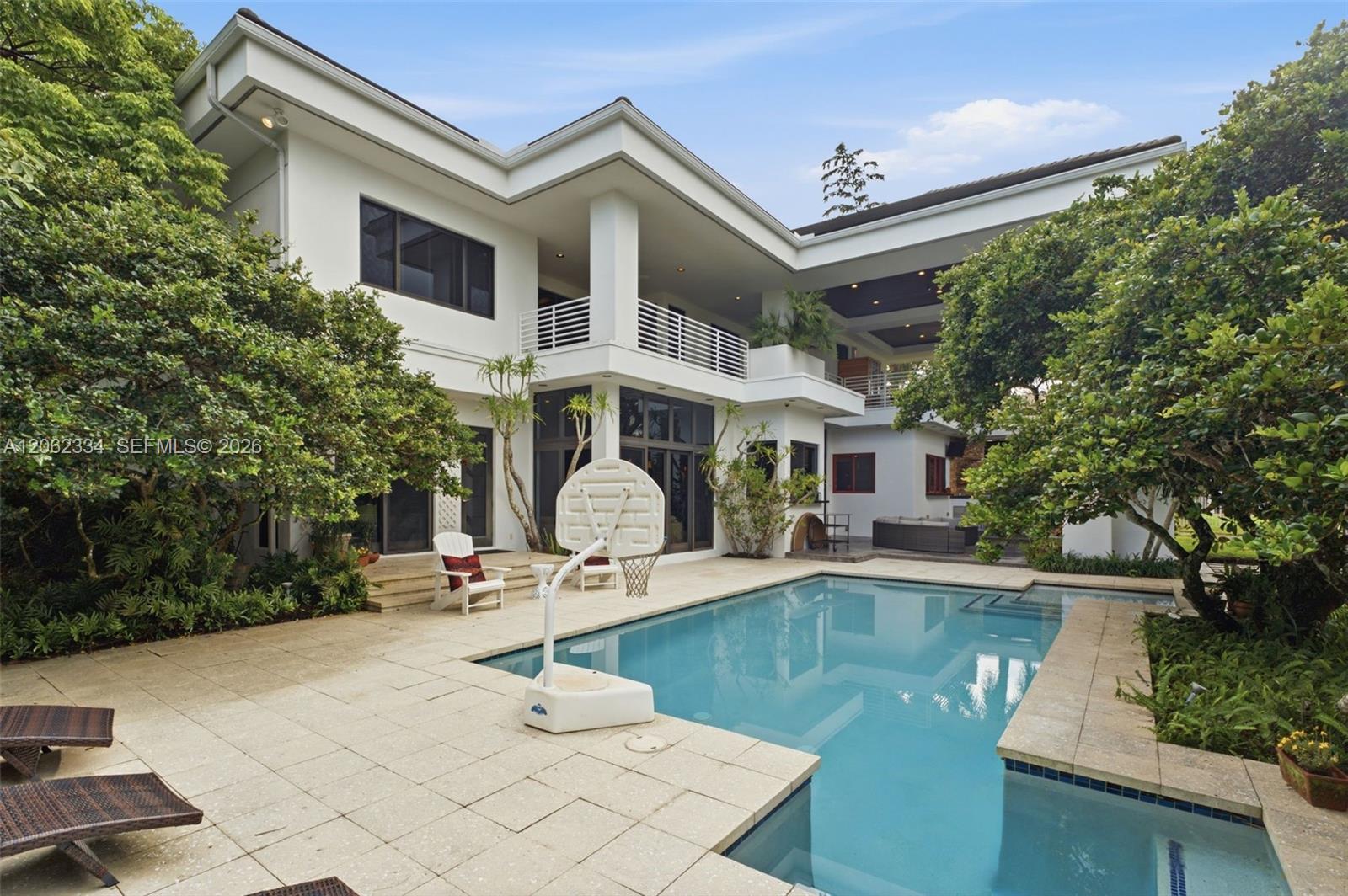 10708 Indian Trail