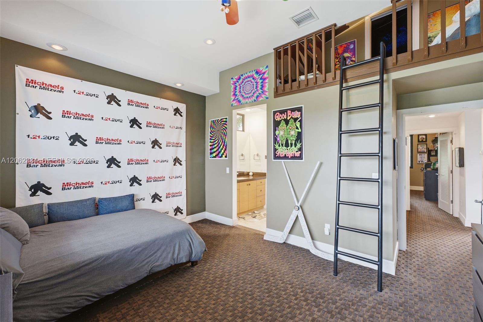 10708 Indian Trail