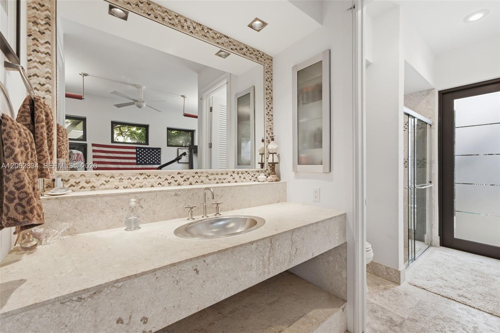 10708 Indian Trail