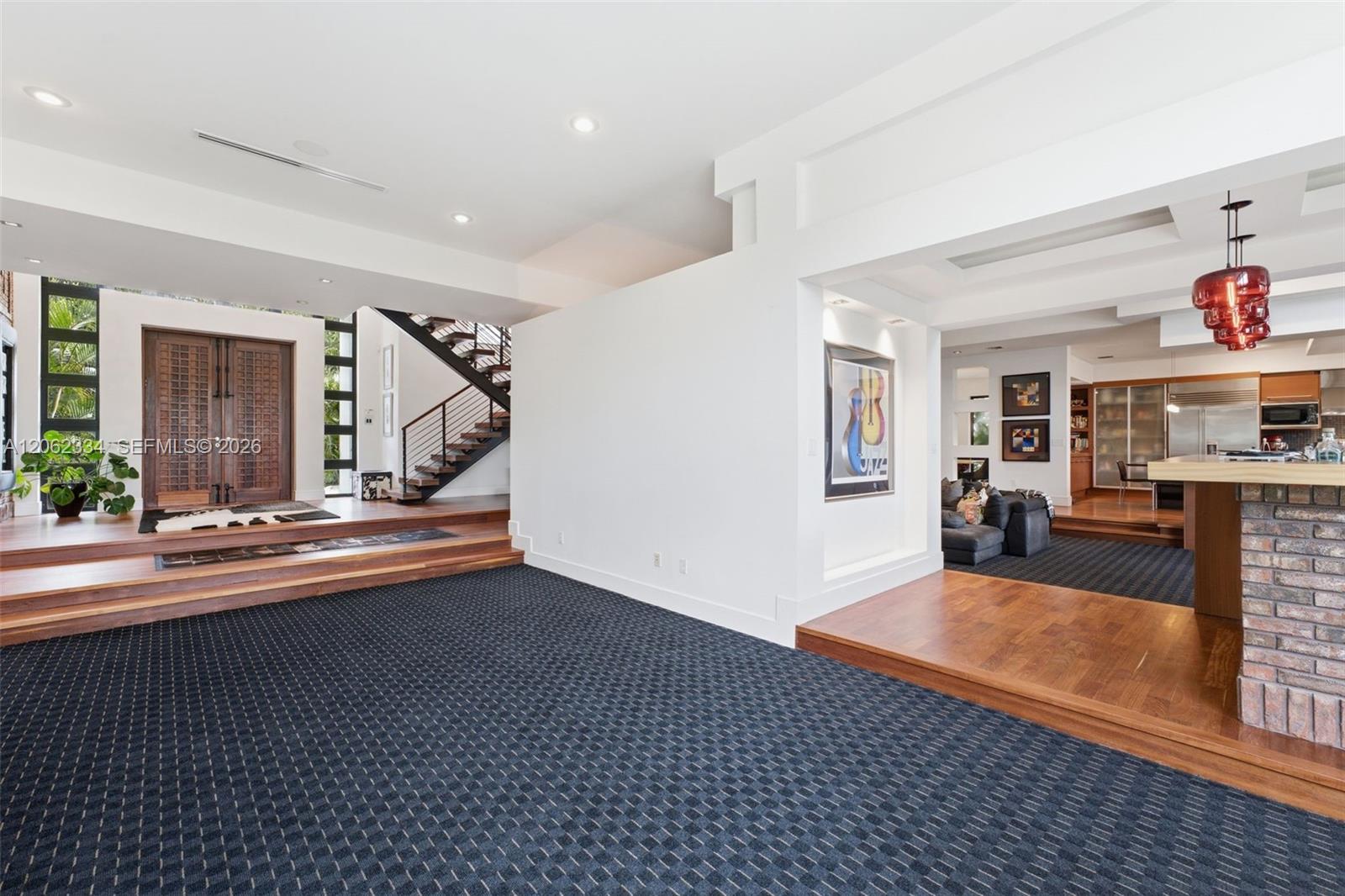 10708 Indian Trail