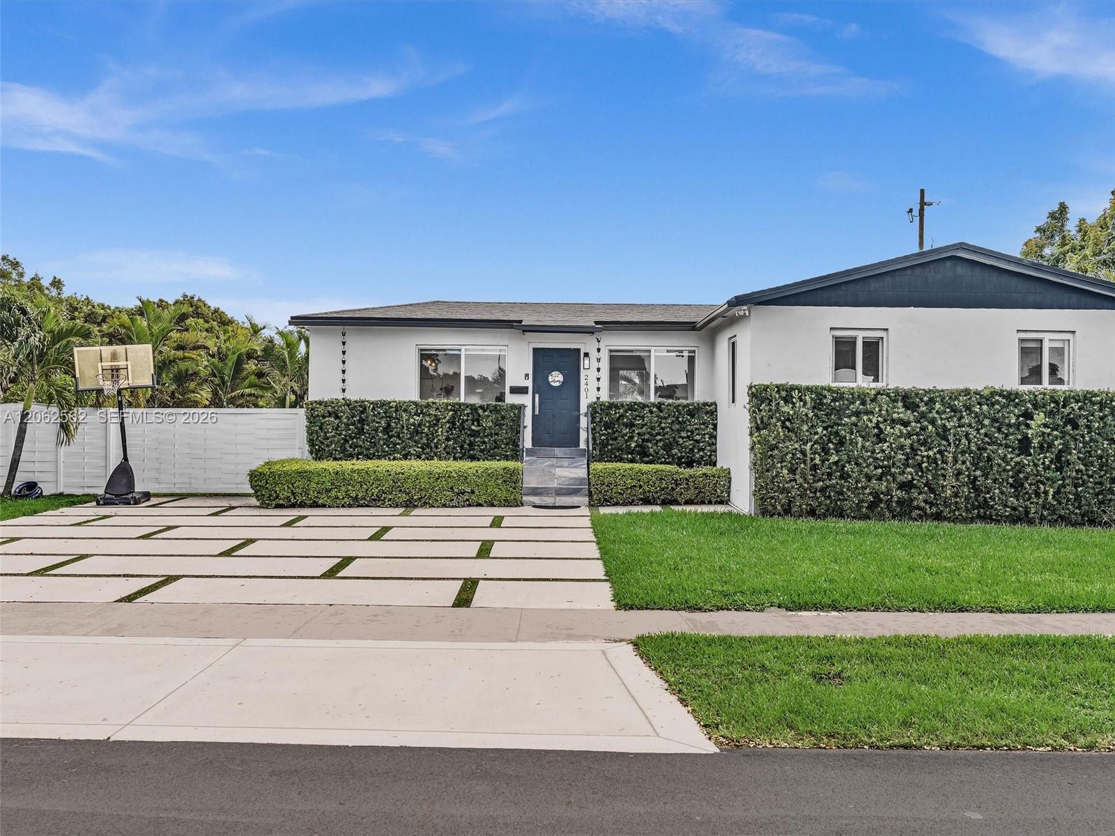 2401 SW 83rd Avenue