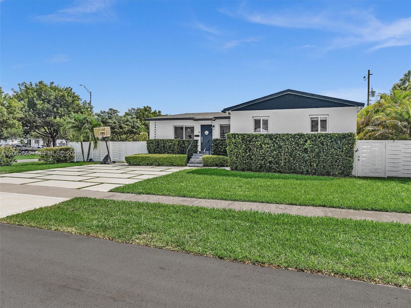 2401 SW 83rd Avenue