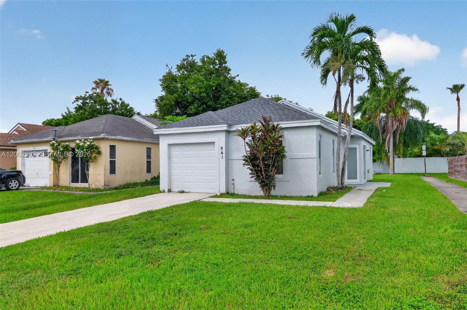 941 SW 7th Place