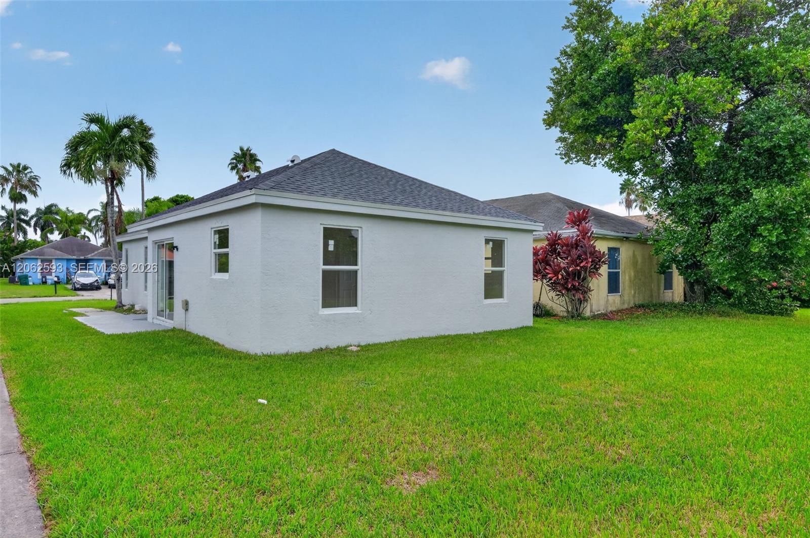 941 SW 7th Place