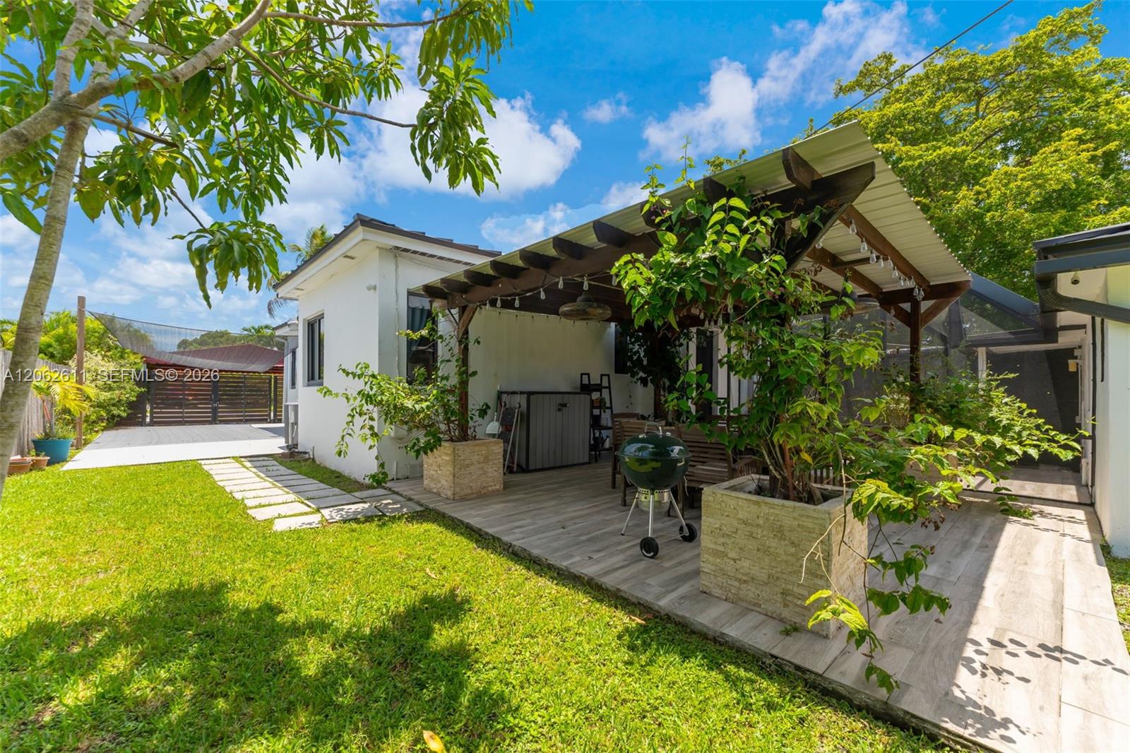 1575 SW 15th Street