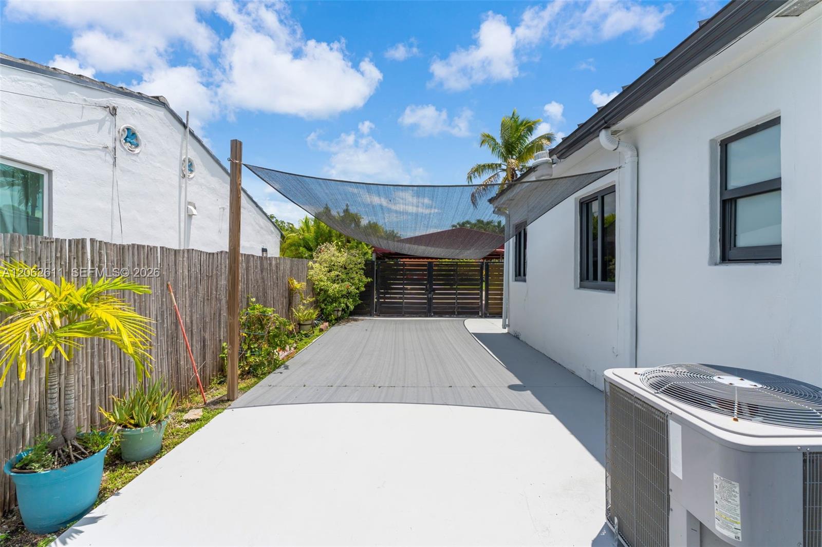 1575 SW 15th Street