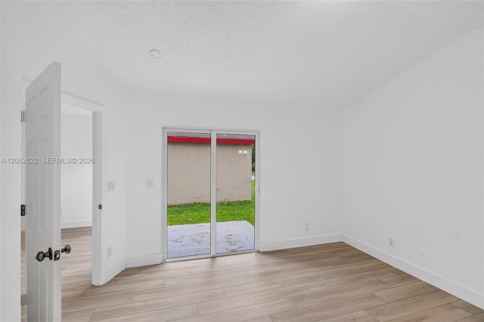 792 SW 9th Street