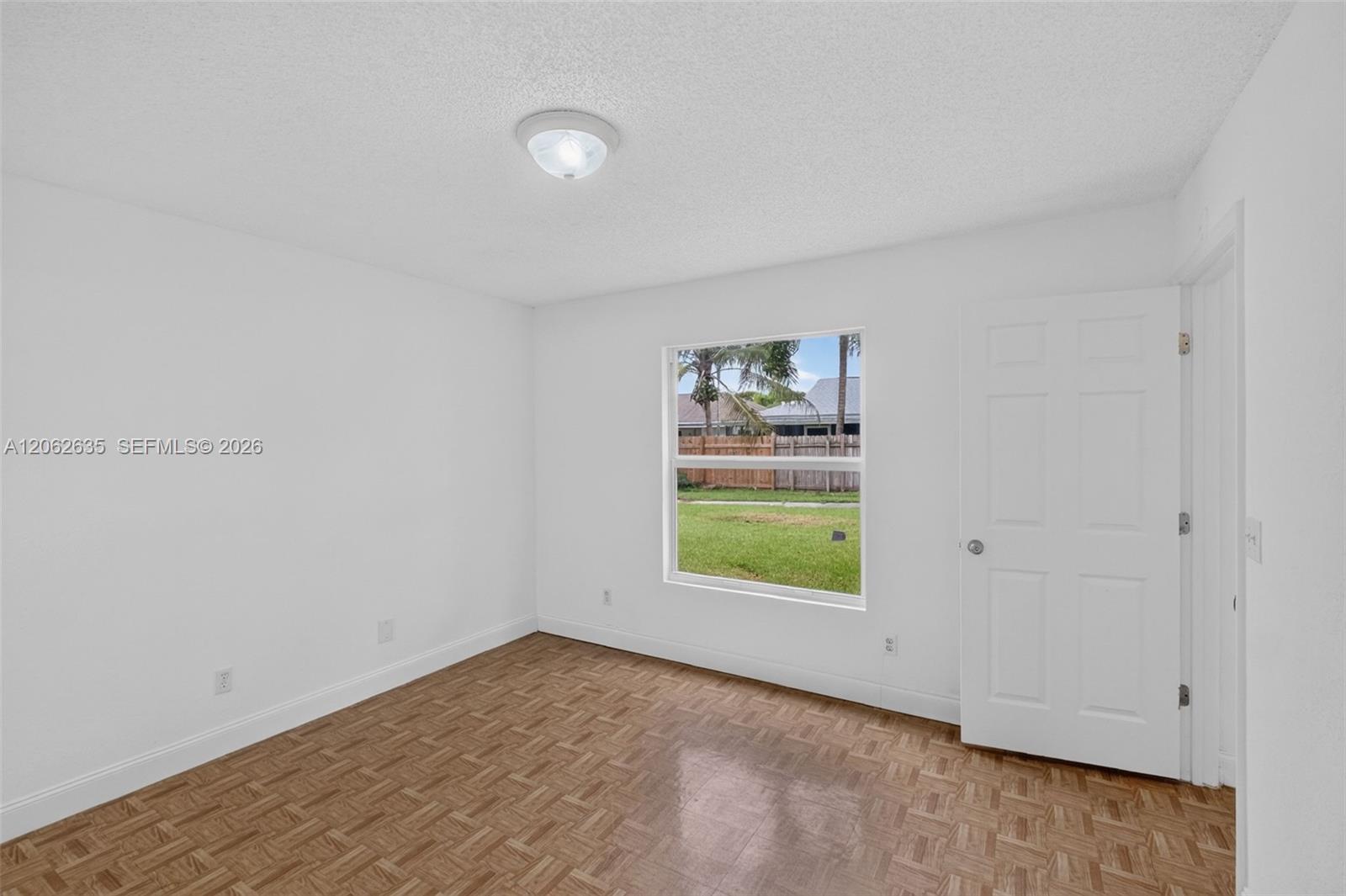 744 SW 9th Street
