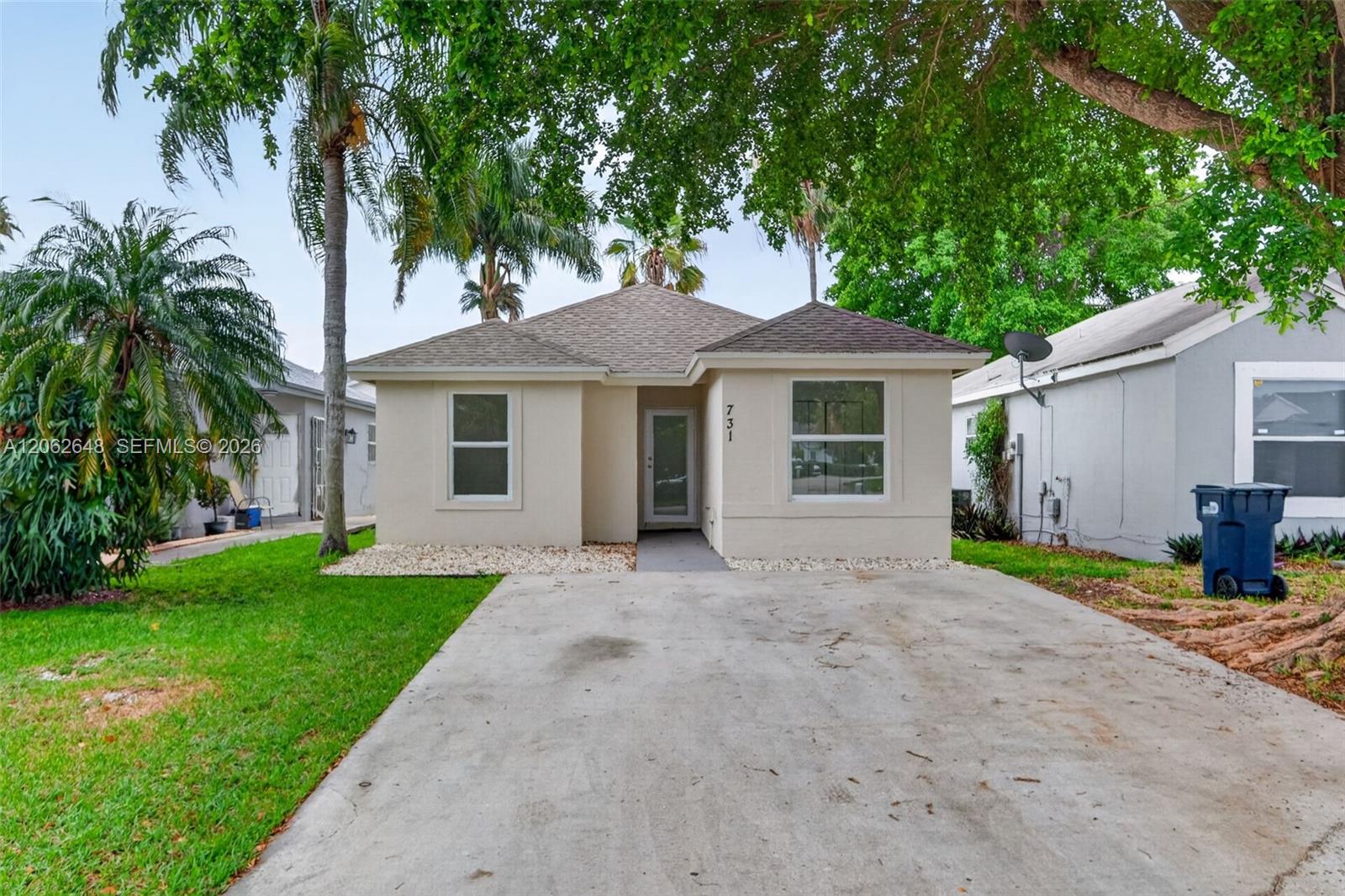 731 SW 10th Street