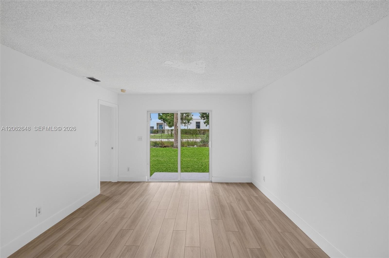 731 SW 10th Street