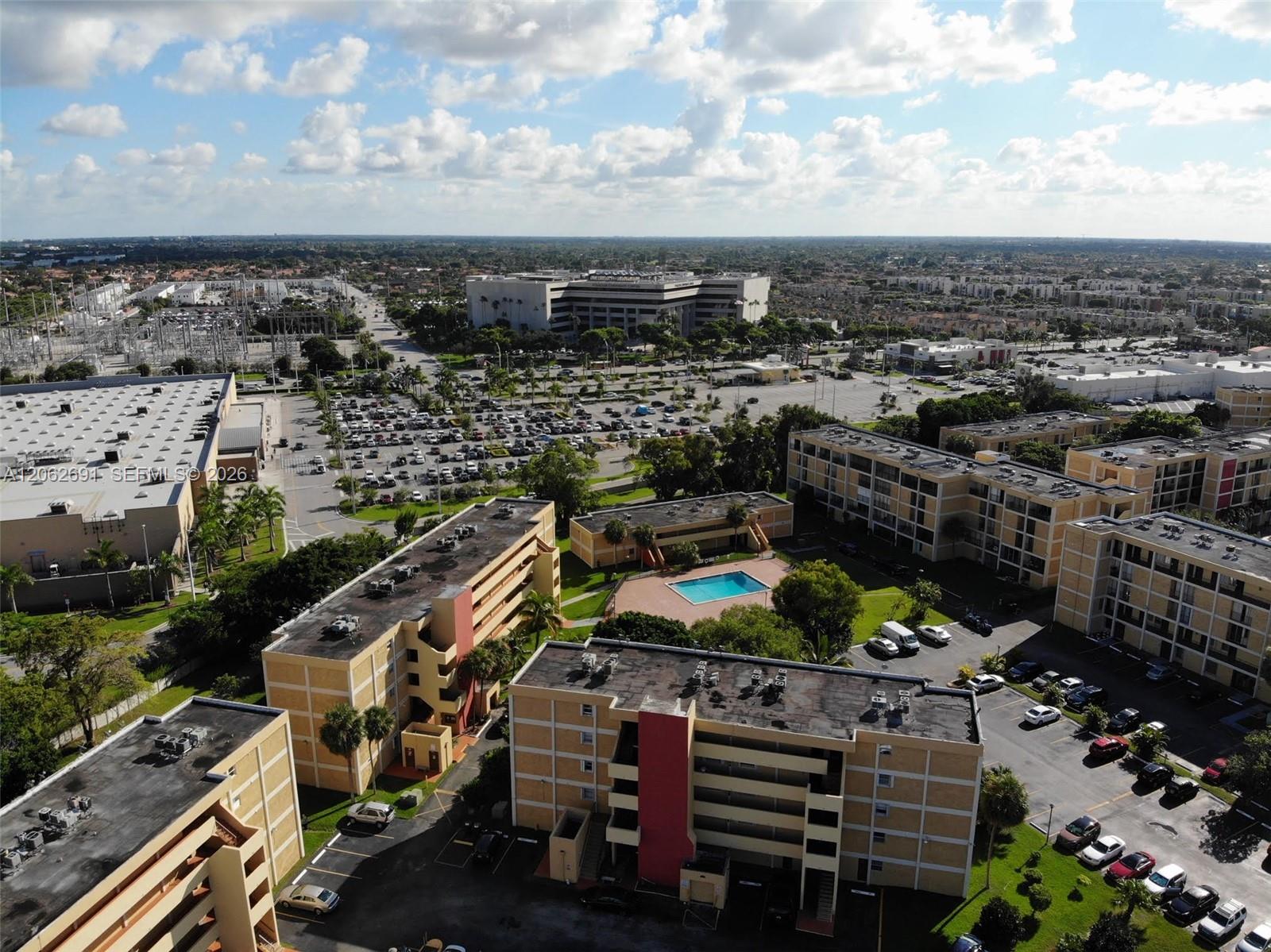 9240 Fontainebleau Boulevard