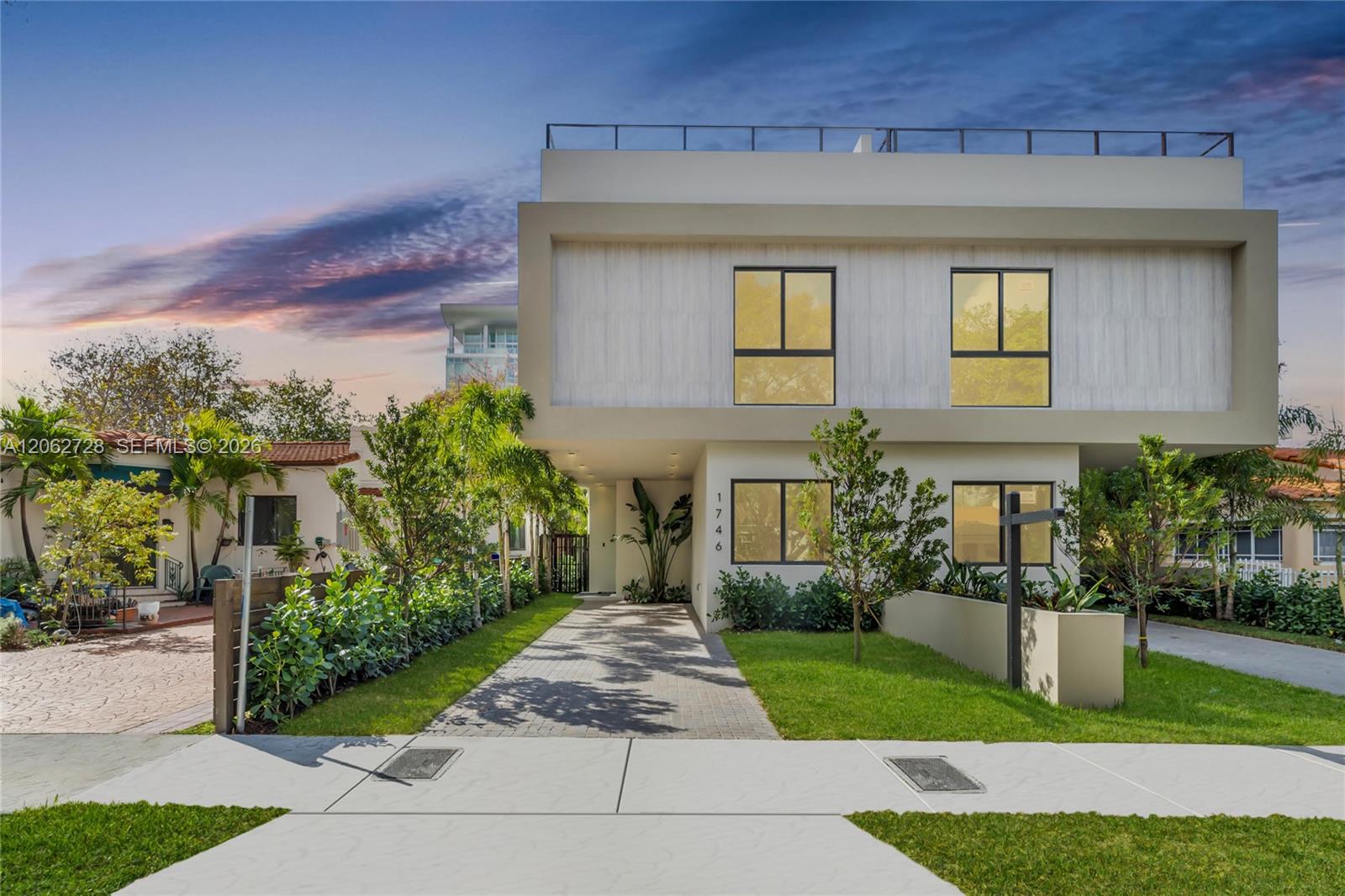 1748 SW 21st Terrace