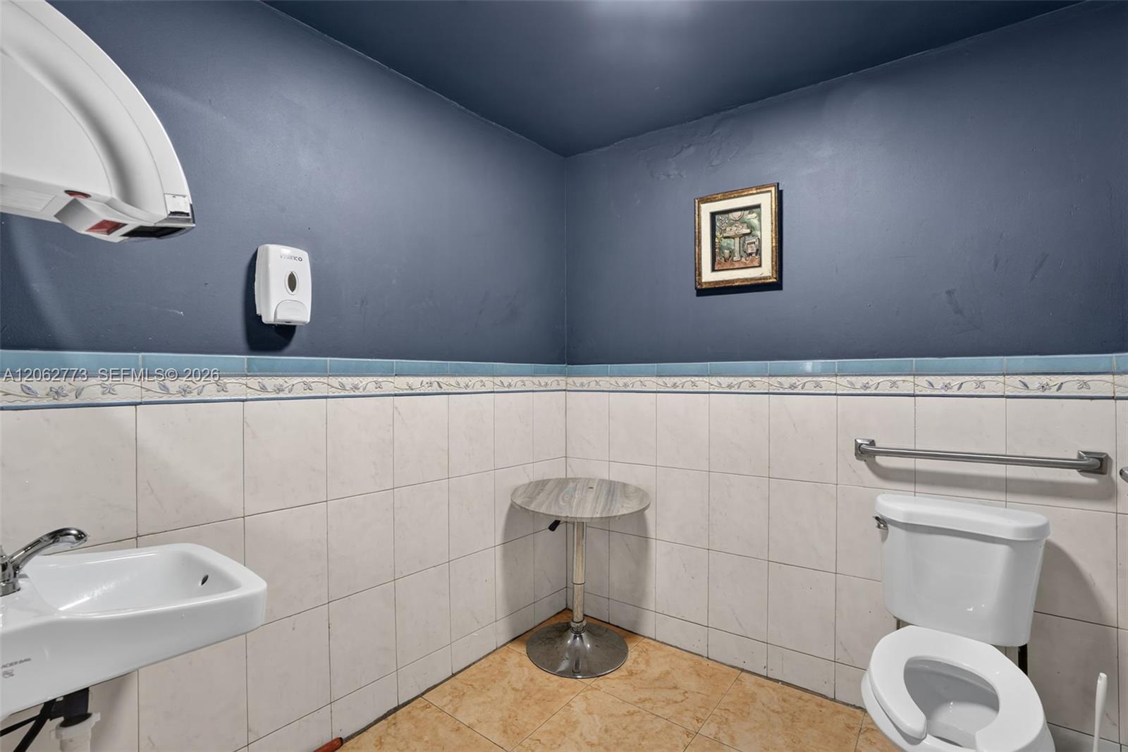 Cafeteria \u0026 Sports Cafeteria \u0026 Sports Bar For Sale In Hialeah