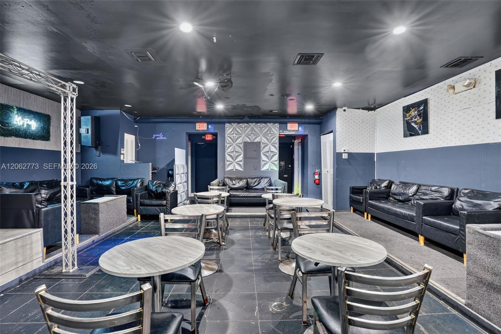 Cafeteria \u0026 Sports Cafeteria \u0026 Sports Bar For Sale In Hialeah