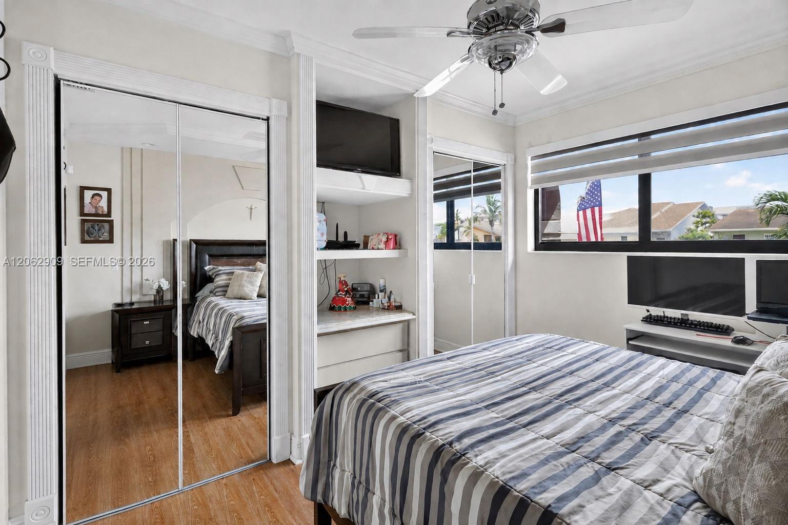 910 W 37th Street