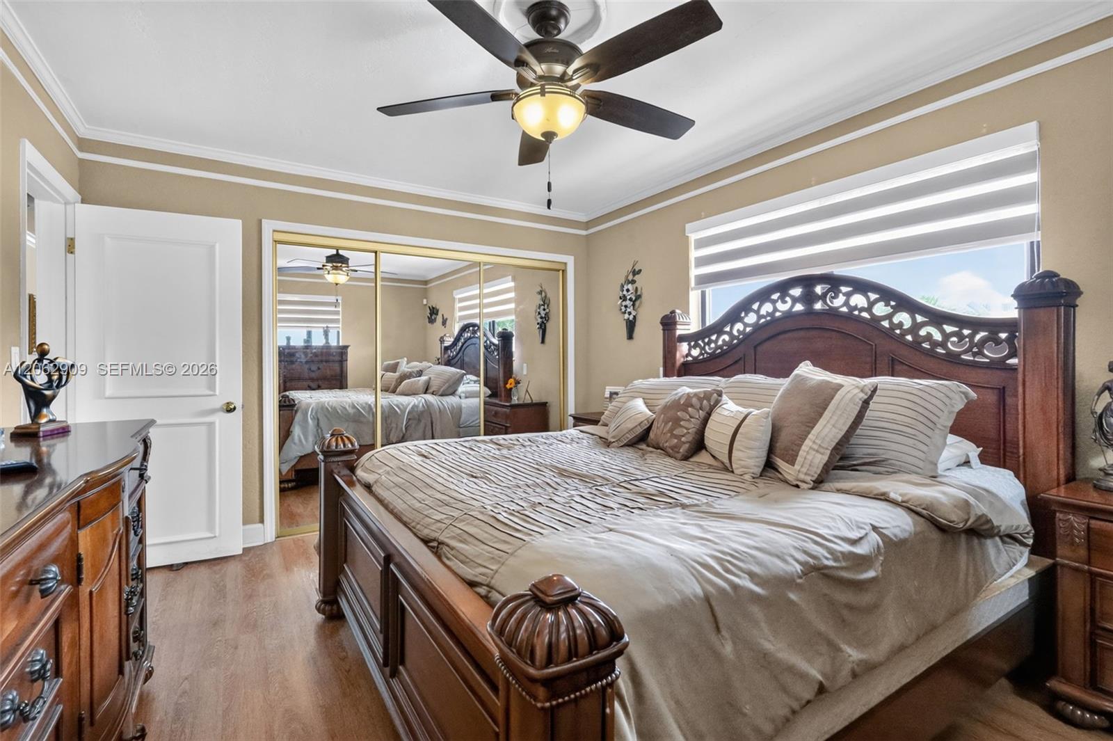 910 W 37th Street
