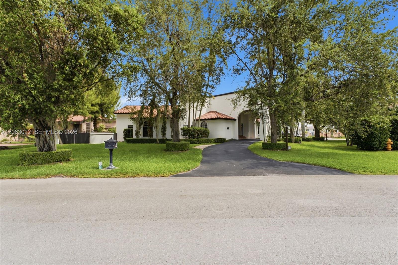 8215 Grand Canal Drive