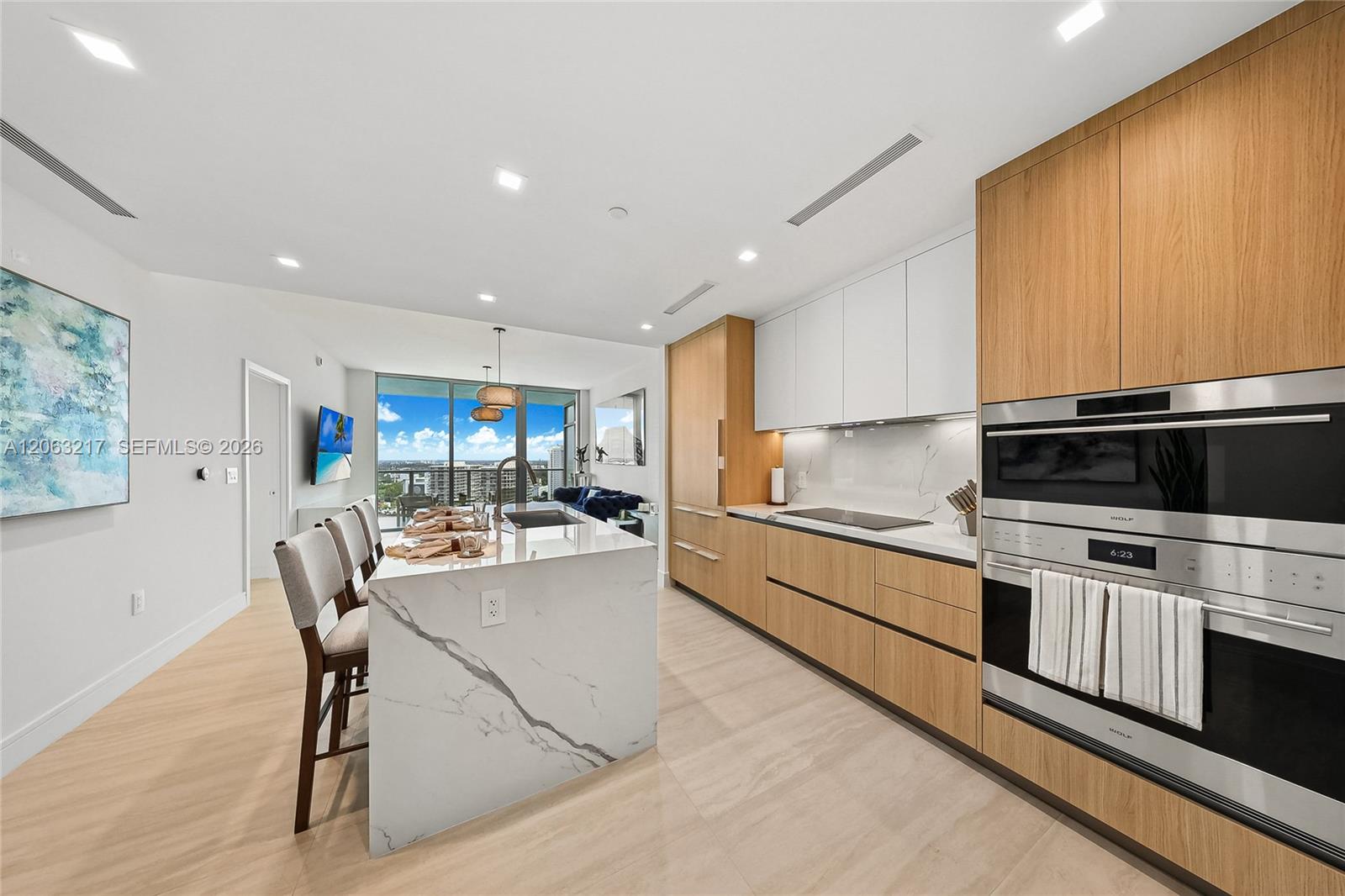 2411 Laguna Circle