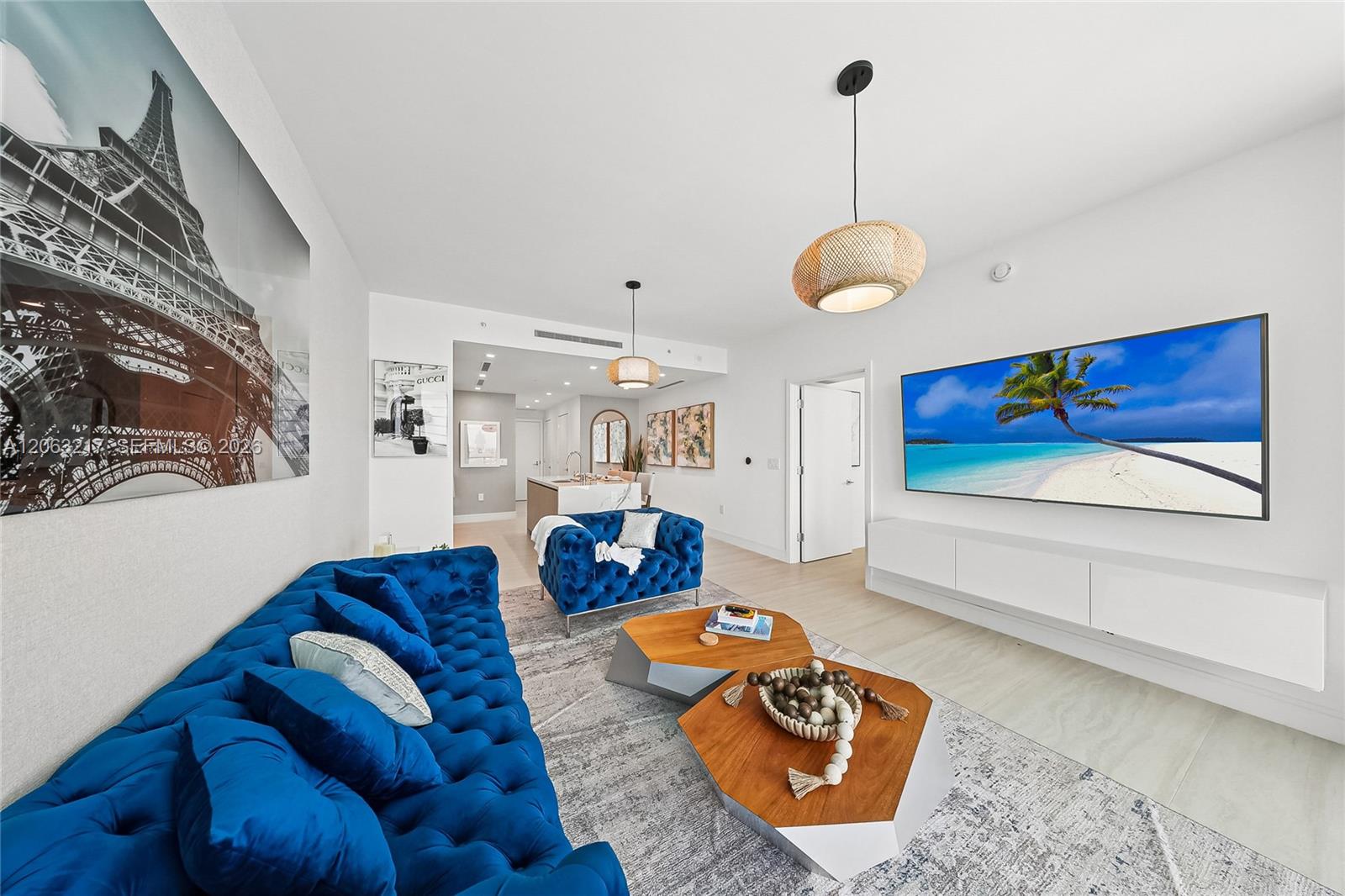 2411 Laguna Circle