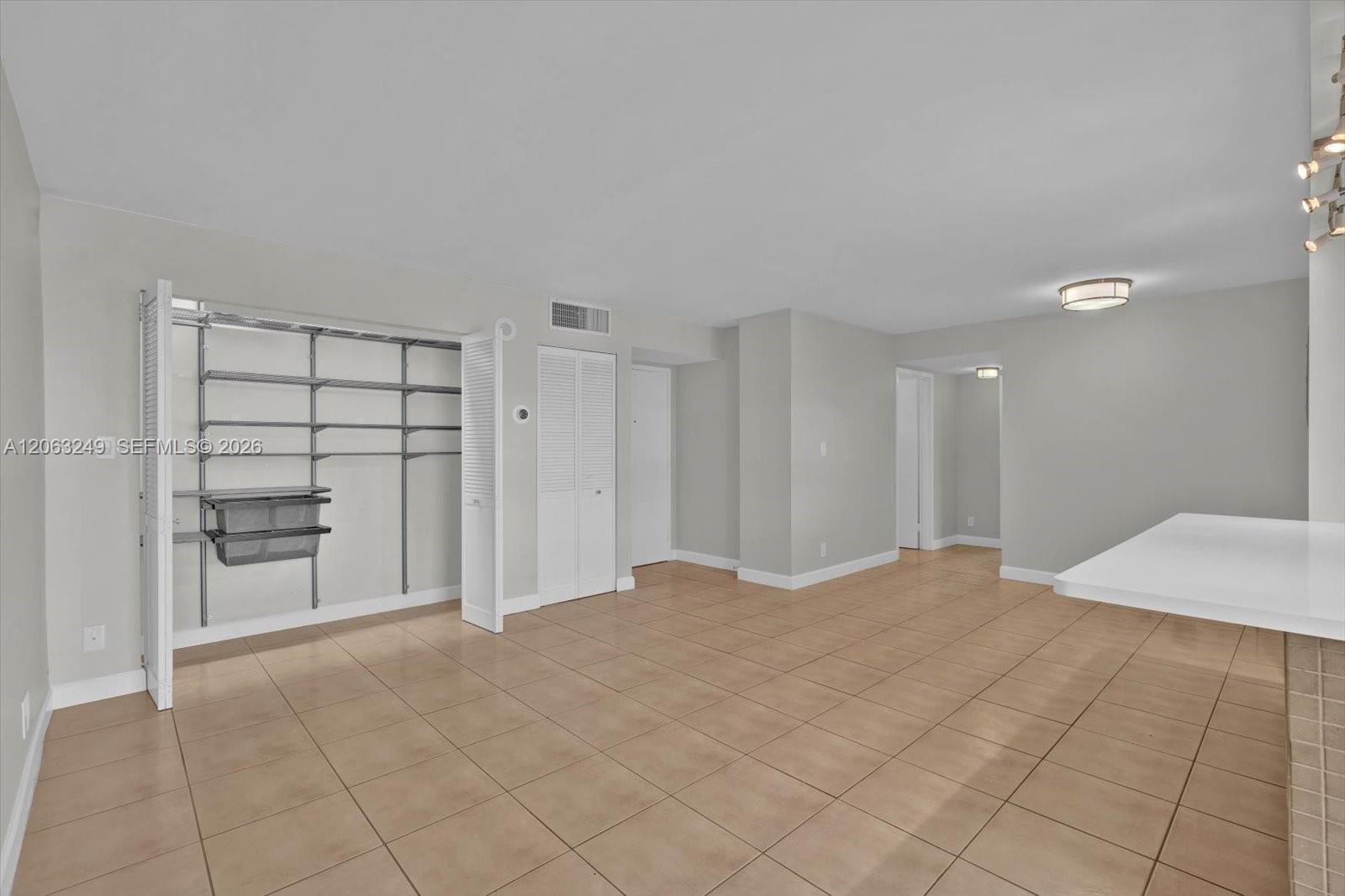 17021 N Bay Road