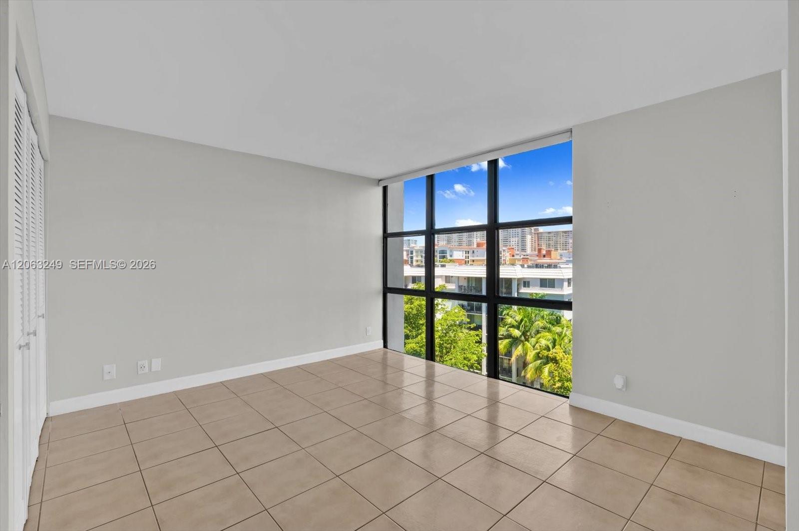 17021 N Bay Road