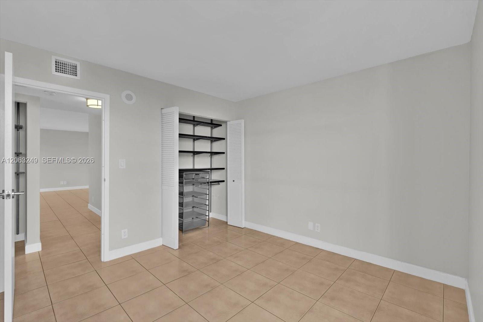 17021 N Bay Road