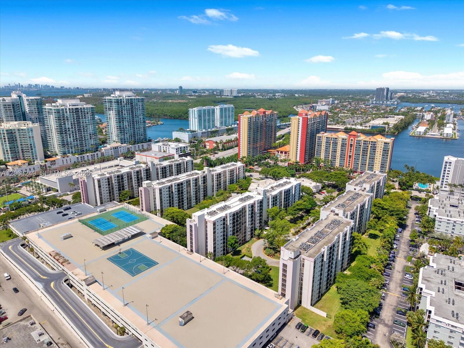 17021 N Bay Road