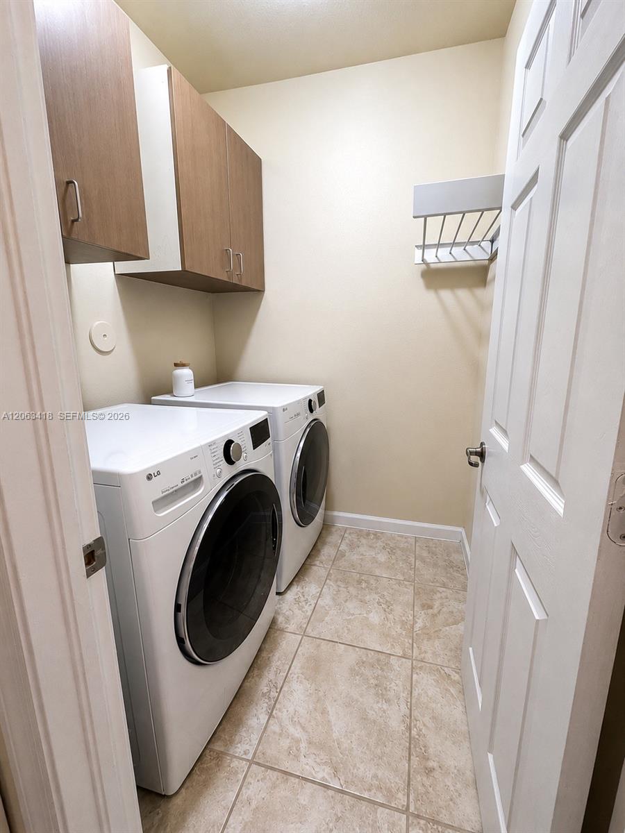 4261 SW 164th Court