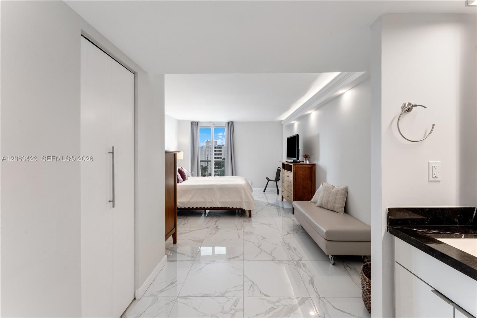 100 Bayview Drive
