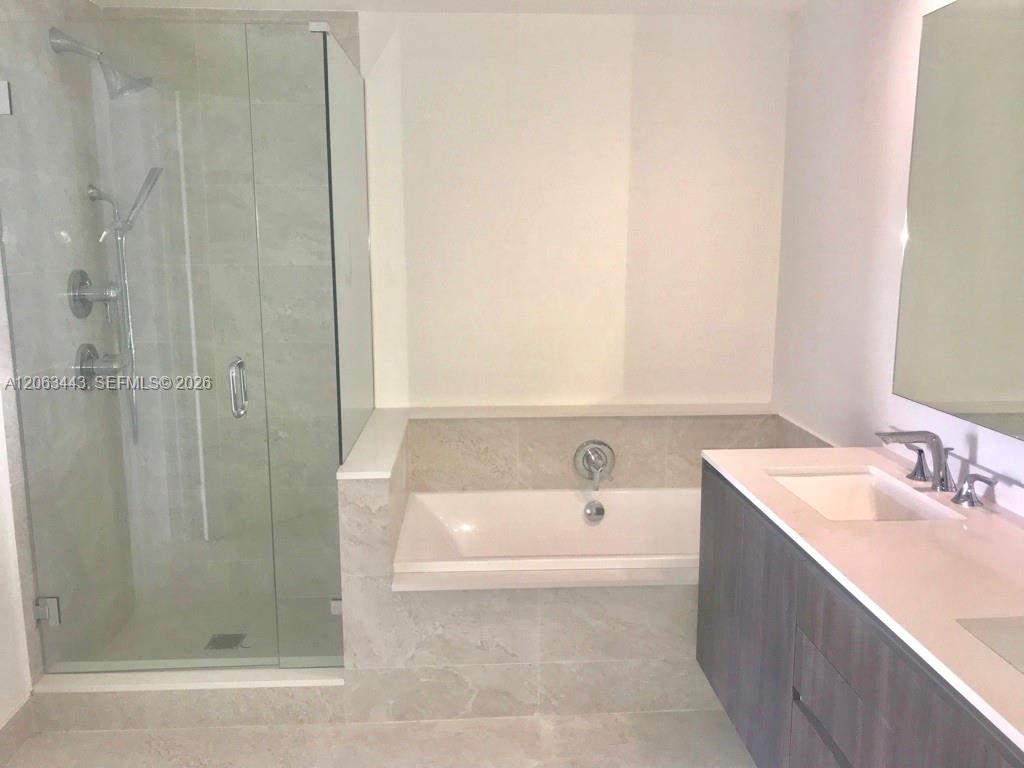 488 NE 18th Street