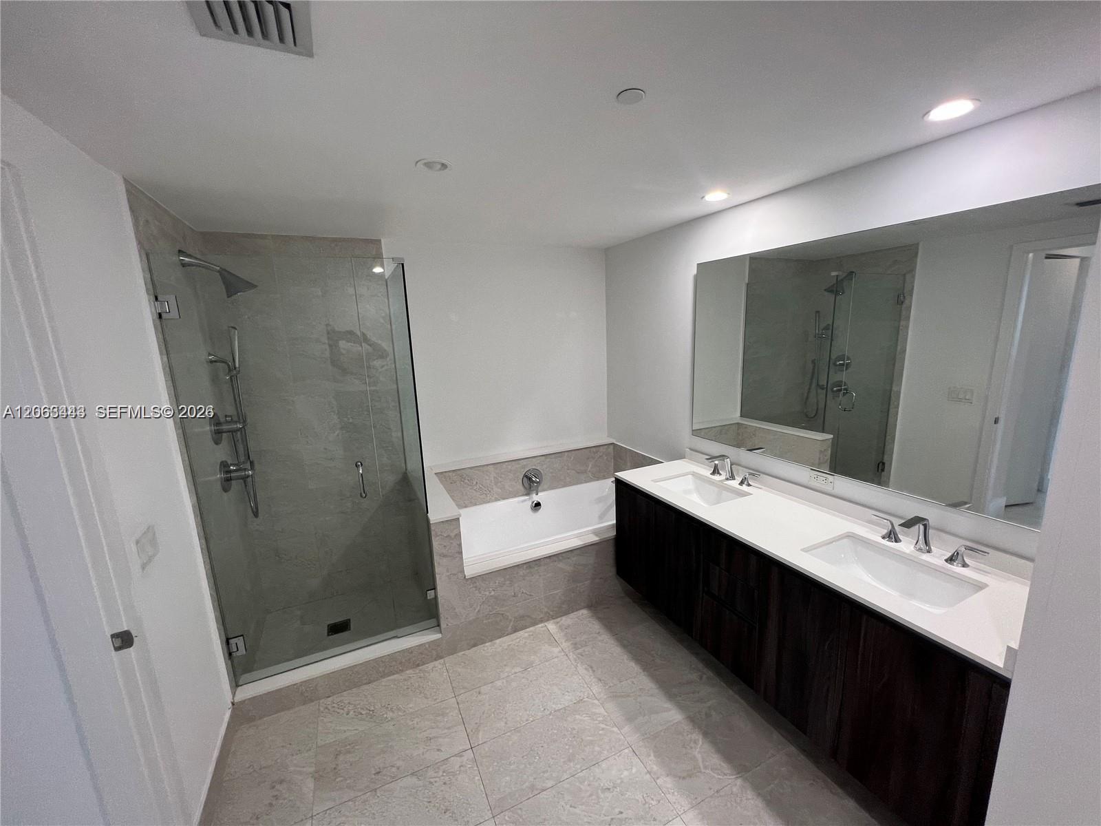 488 NE 18th Street