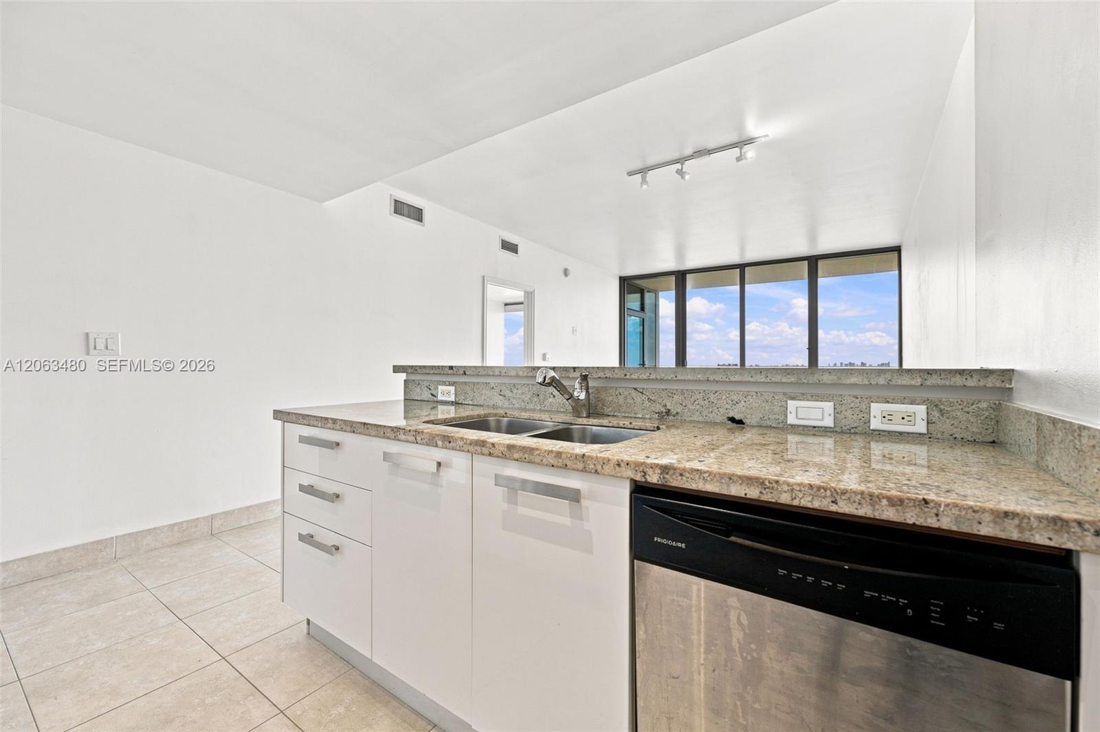 601 NE 36th Street