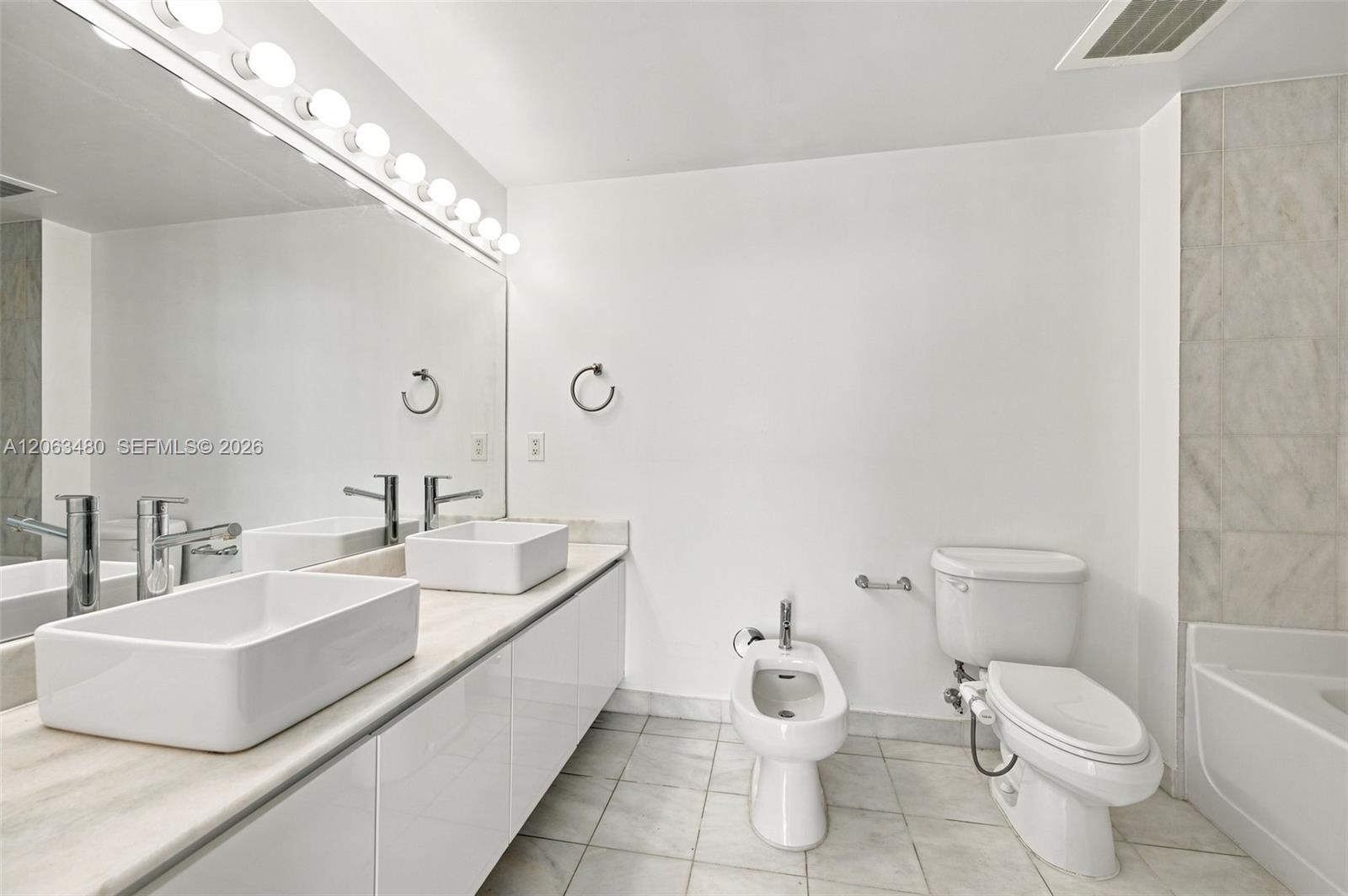 601 NE 36th Street