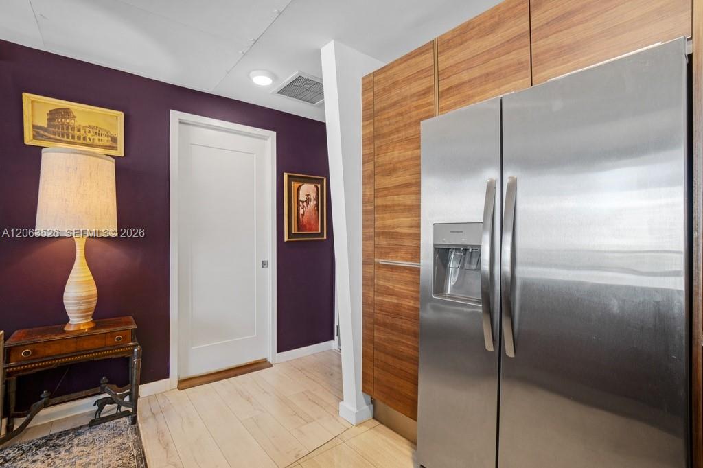 601 NE 27th Street