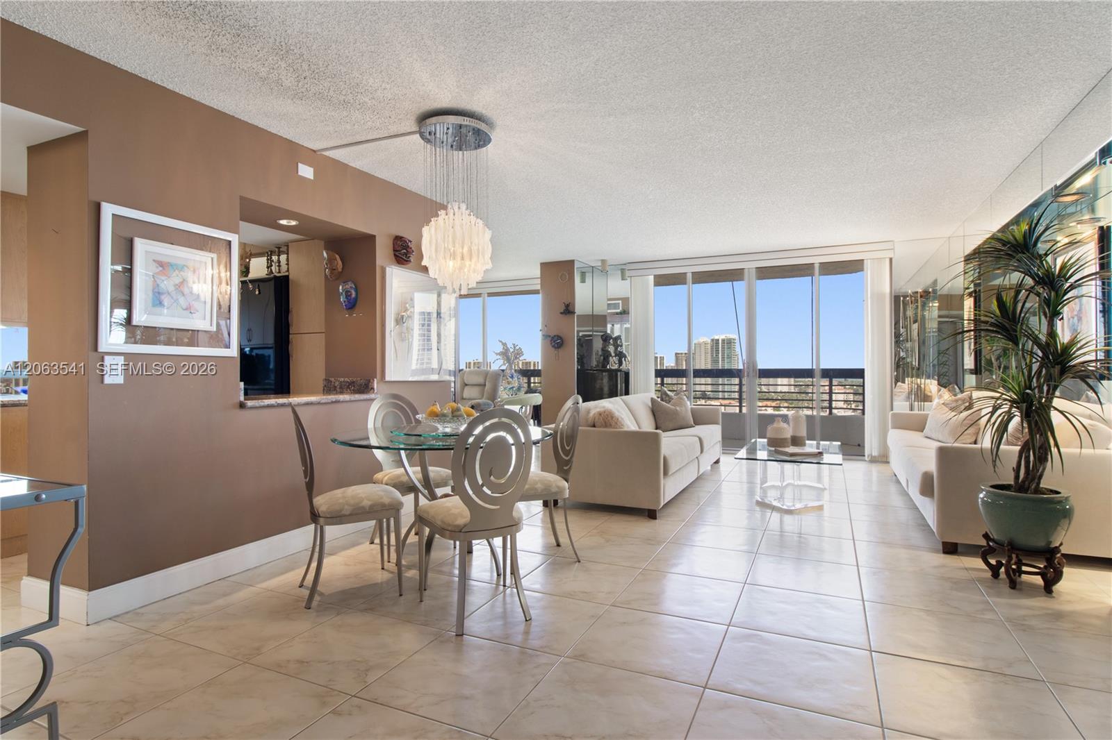 3500 Mystic Pointe Drive