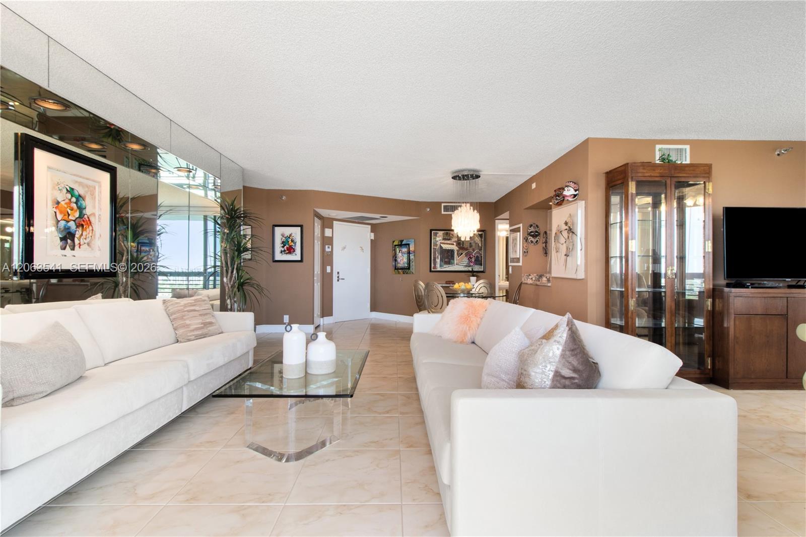 3500 Mystic Pointe Drive