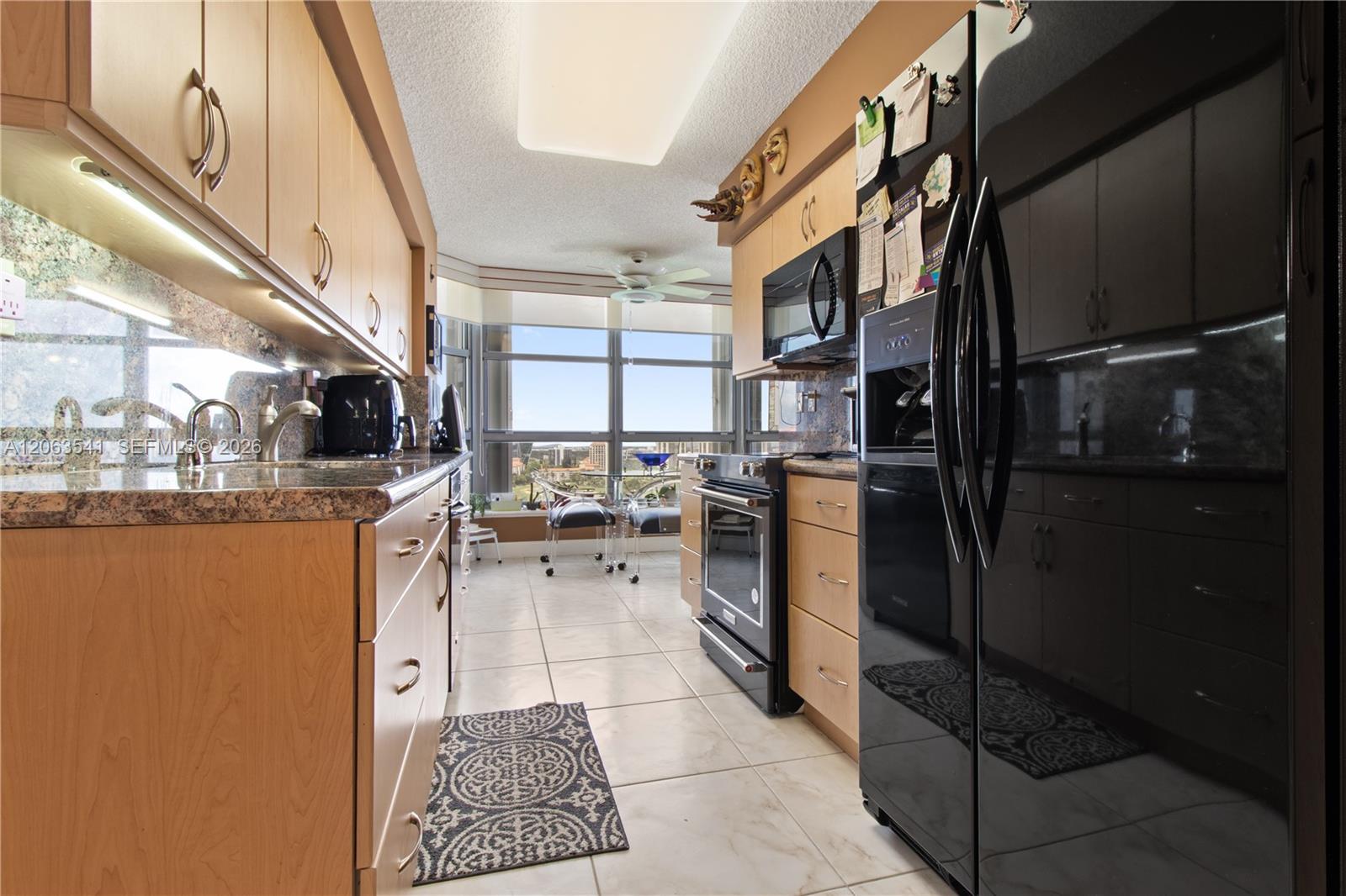 3500 Mystic Pointe Drive