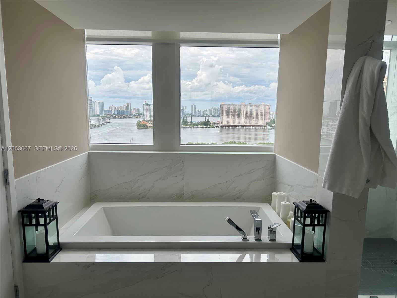 400 Sunny Isles Boulevard
