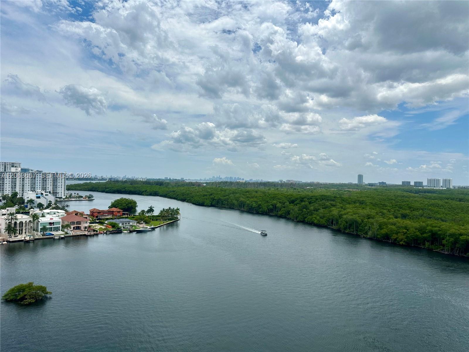 400 Sunny Isles Boulevard
