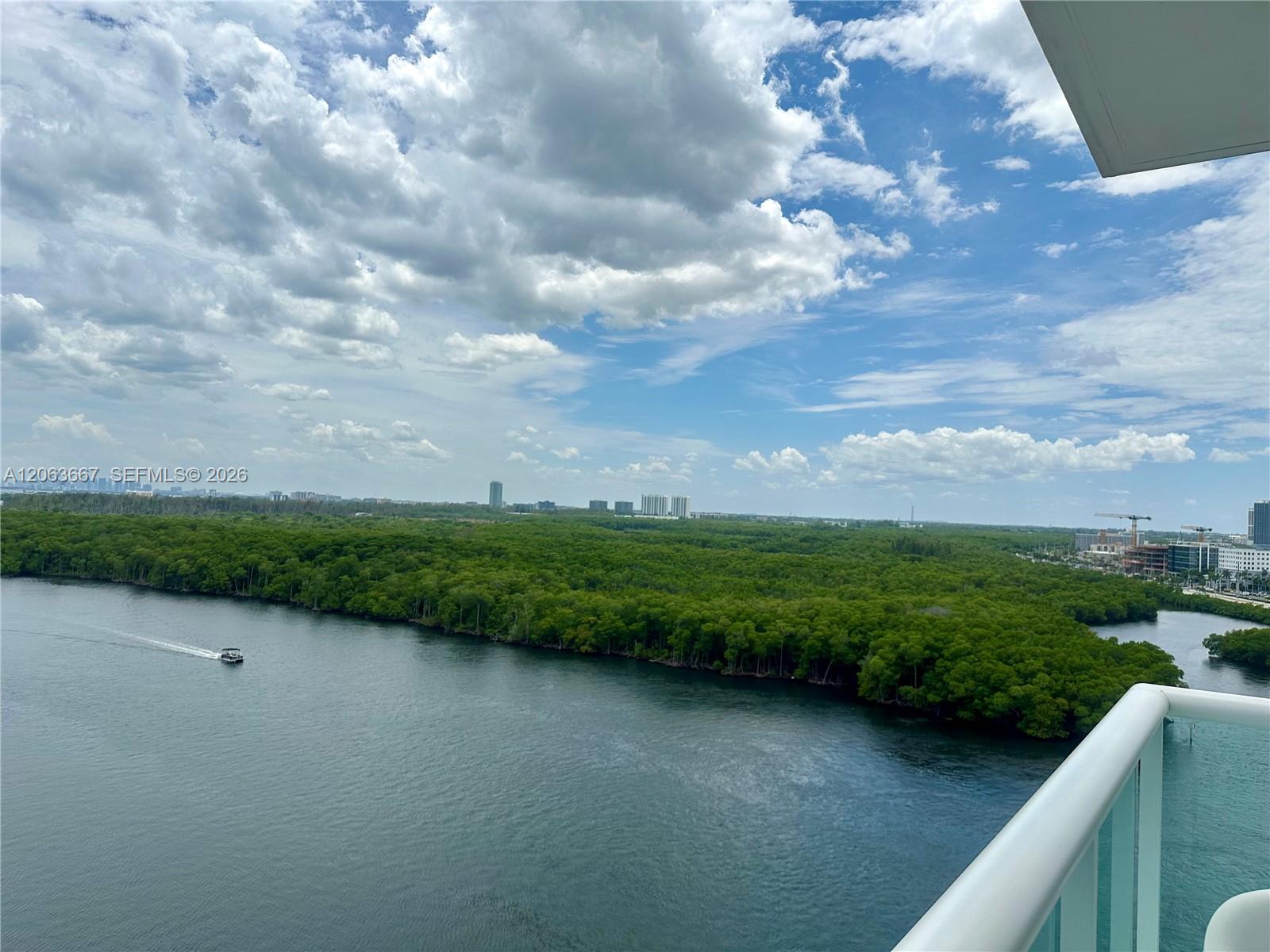 400 Sunny Isles Boulevard