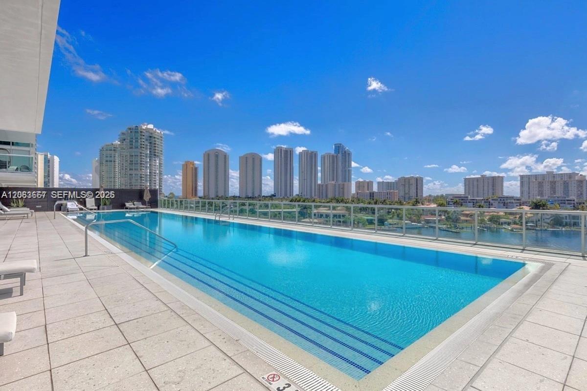400 Sunny Isles Boulevard
