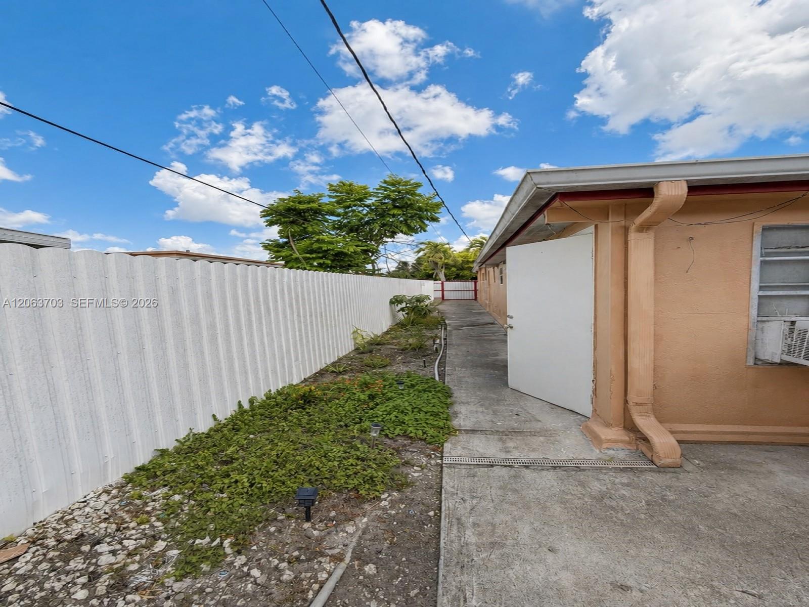 142 E 45th Street