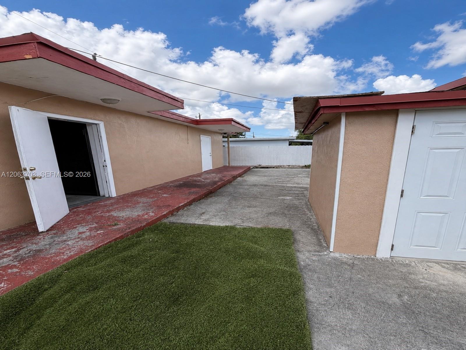 142 E 45th Street