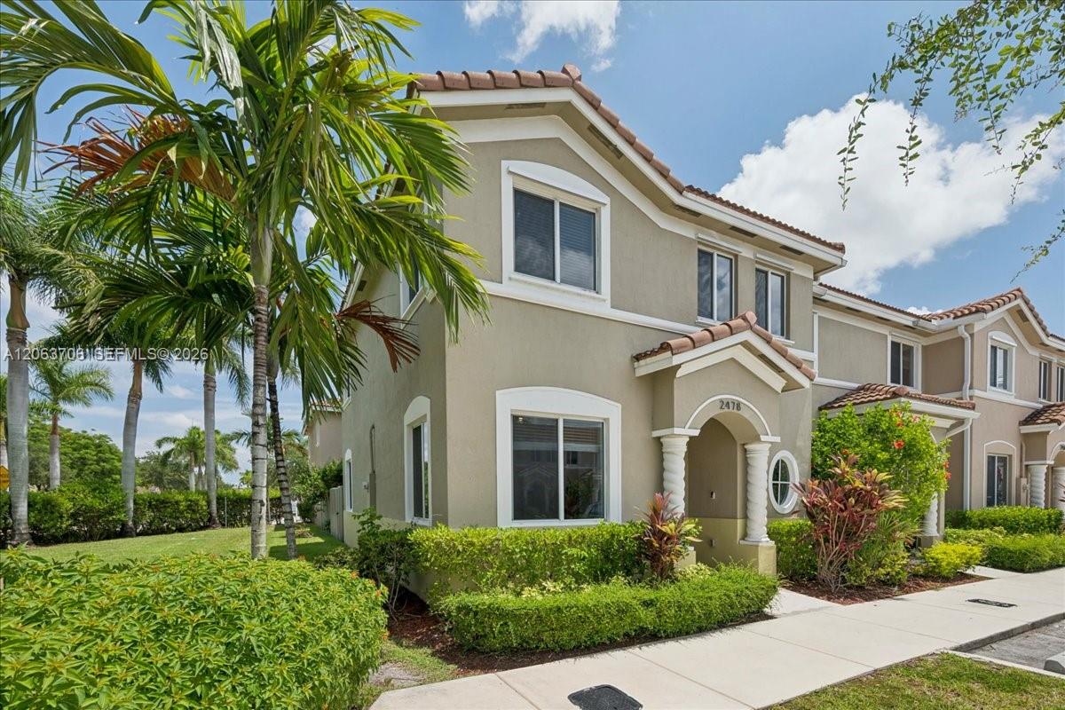 2478 SE 10th Court