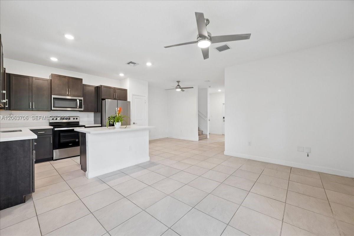 2478 SE 10th Court